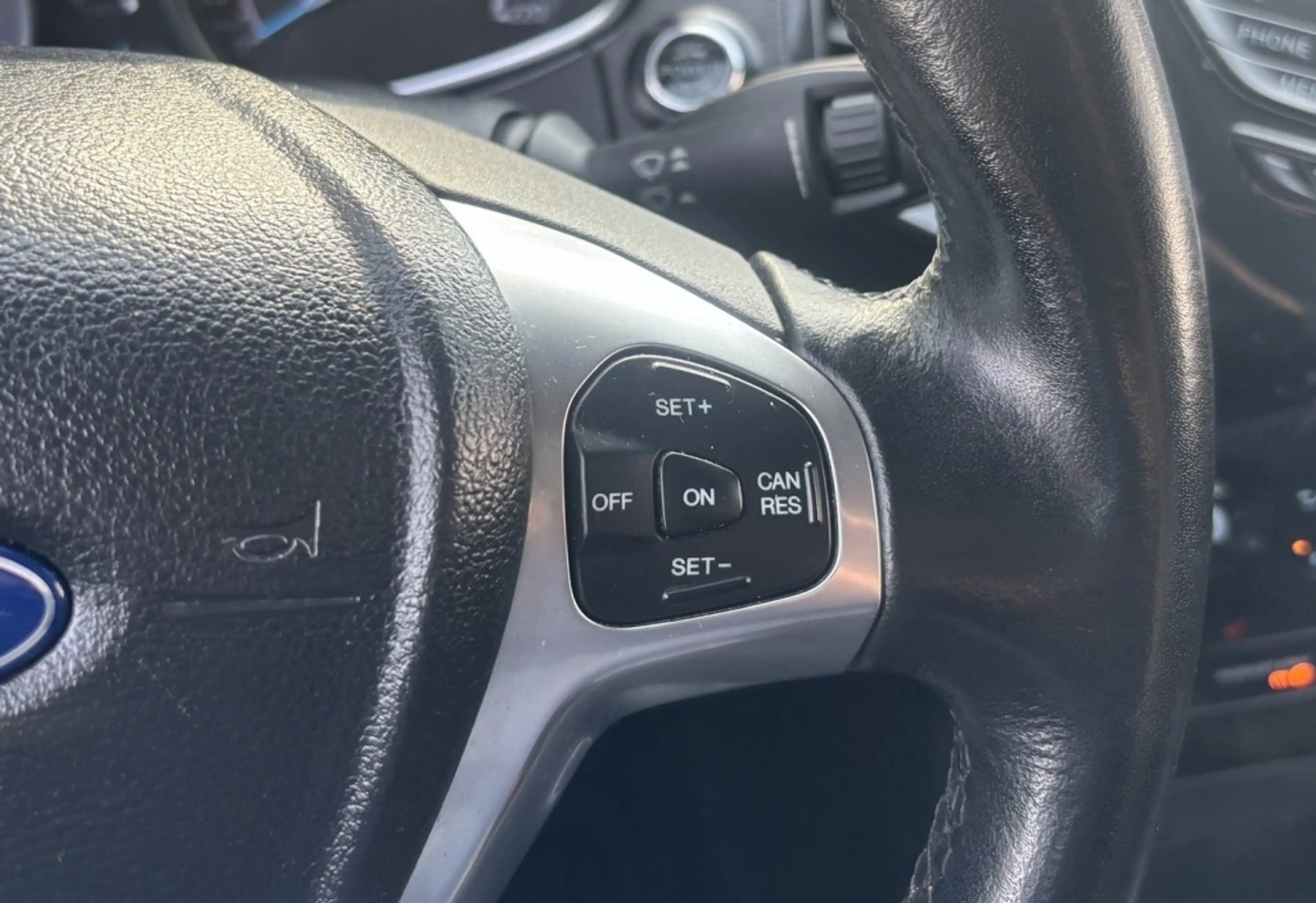 Ford EcoSport 1.0 EcoB. Titanium AIRCO/ECC / CRUISE CONTR. / WIN — photo 19
