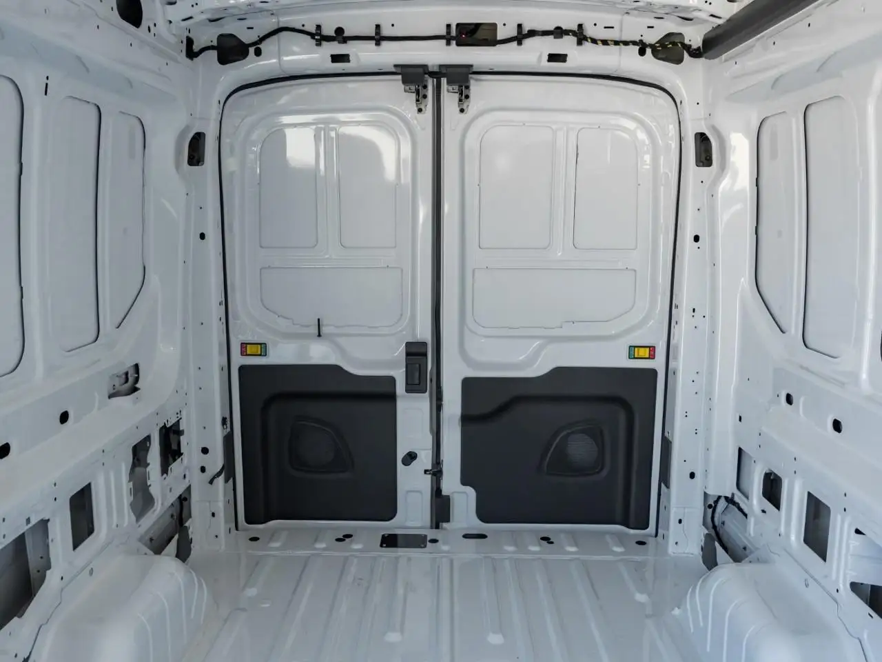 Ford Transit Cargo Van снимка Ford Transit Cargo Van