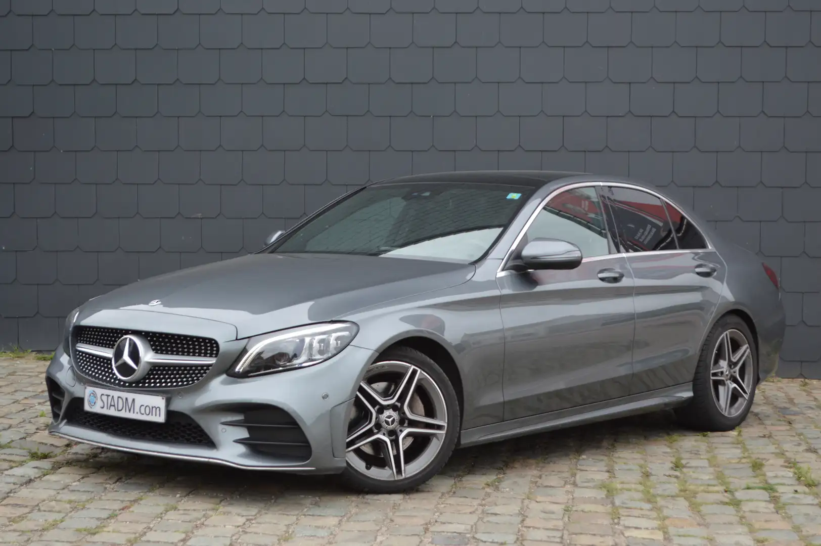 Mercedes-Benz C 220 C 220 d AMG PANO/OPENDAK 1HND CARNET CARPASS Šedá - 1