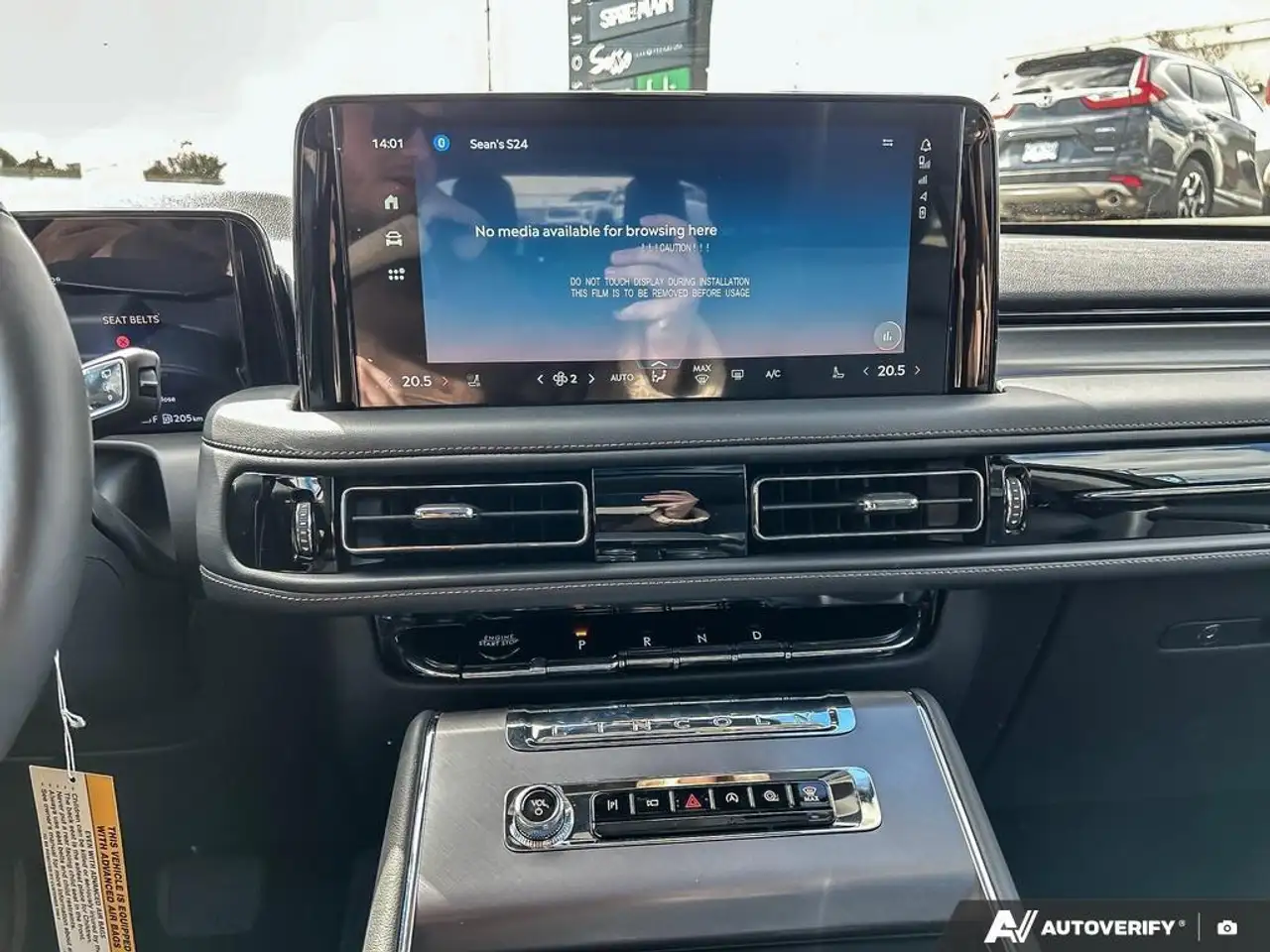 Lincoln Aviator снимка Lincoln Aviator