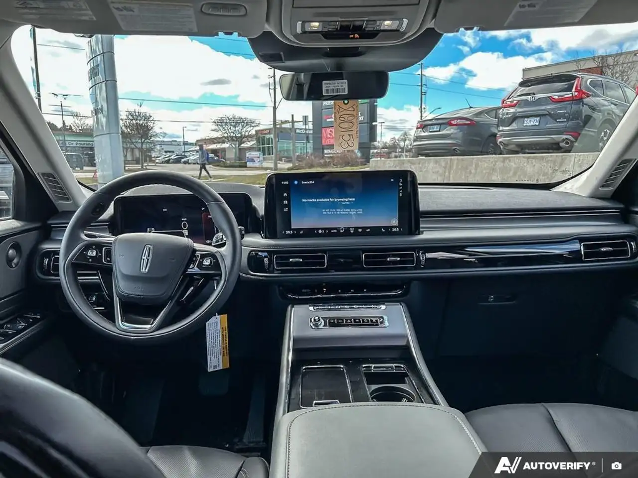 Lincoln Aviator снимка Lincoln Aviator
