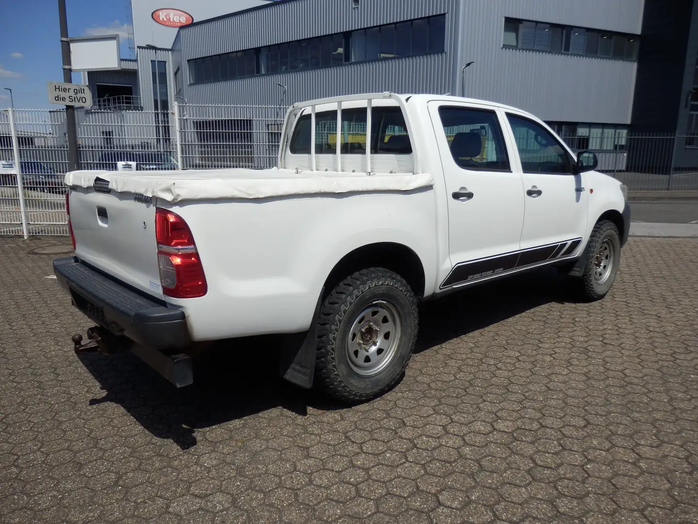 Toyota Hilux Double Cab 4x4, Standheizung, AHK, Wanne,Abdeckung Weiß - 2