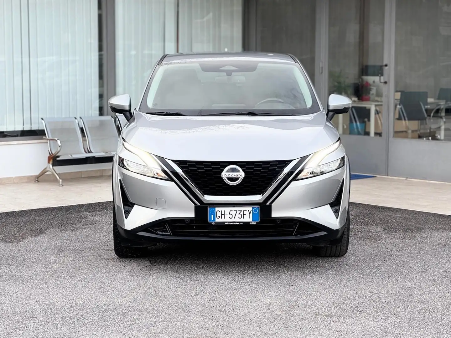 Nissan Qashqai 1.3 Hybrid 158CV E6 Automatica - 2021 Argent - 2