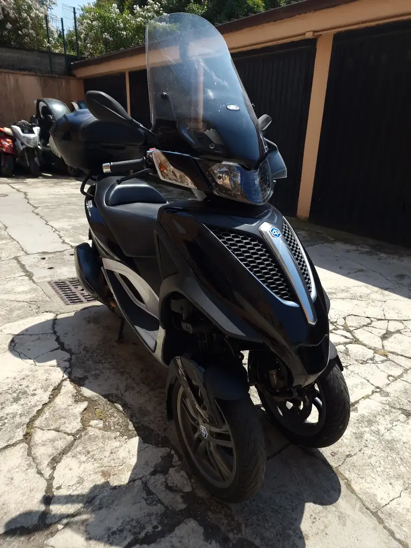 Piaggio MP3 300 YOURBAN Noir - 2