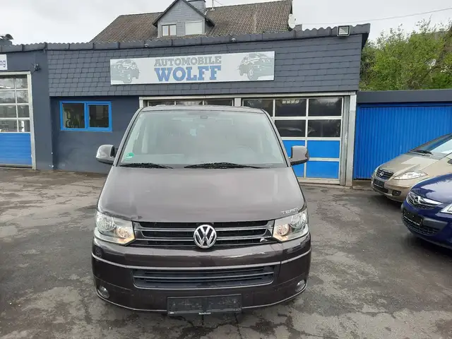 Volkswagen T5 Transporter Bus Multivan Team