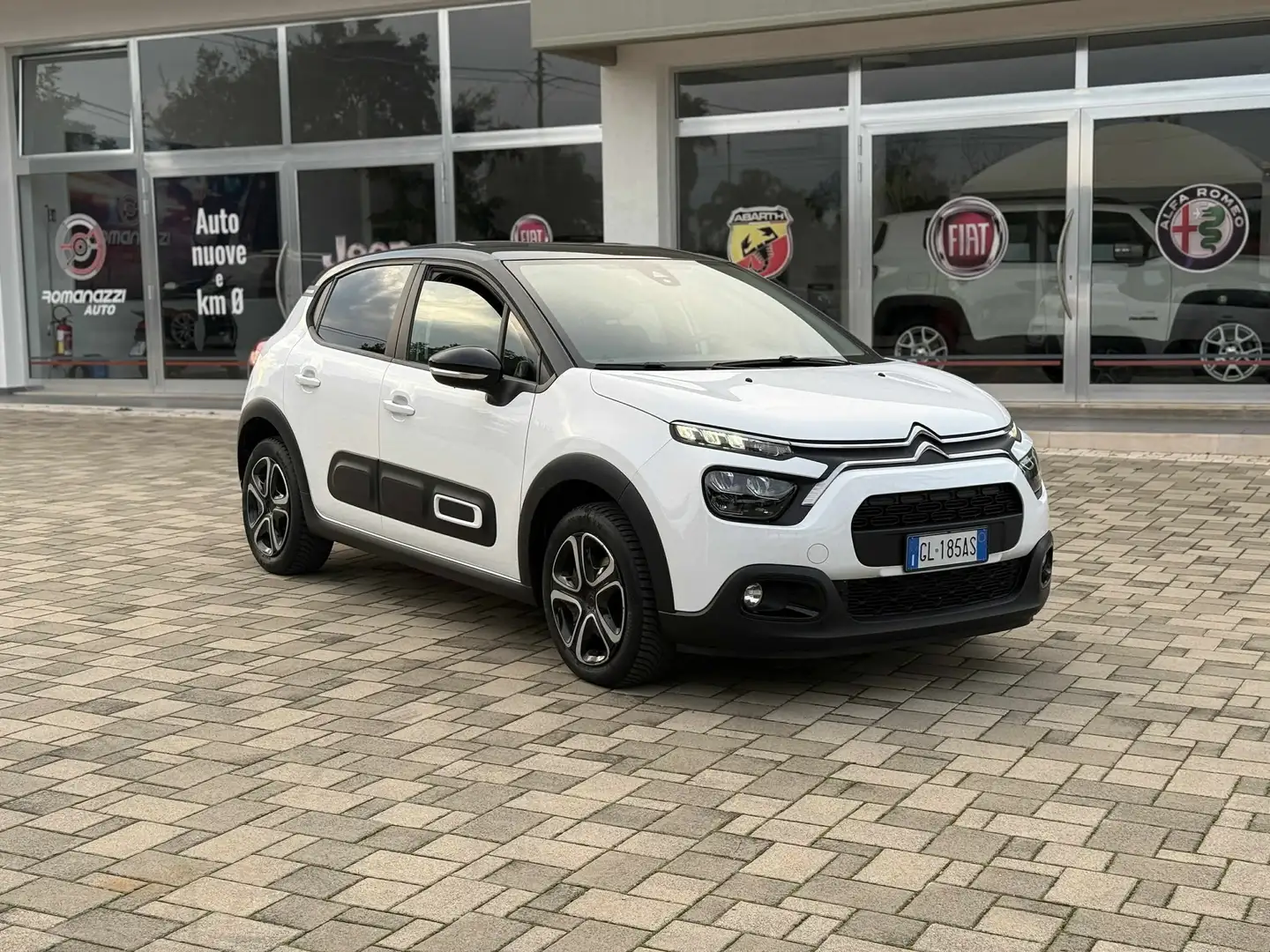 Citroen C3 C3 III 2017 1.5 bluehdi Feel Pack s Bianco - 1