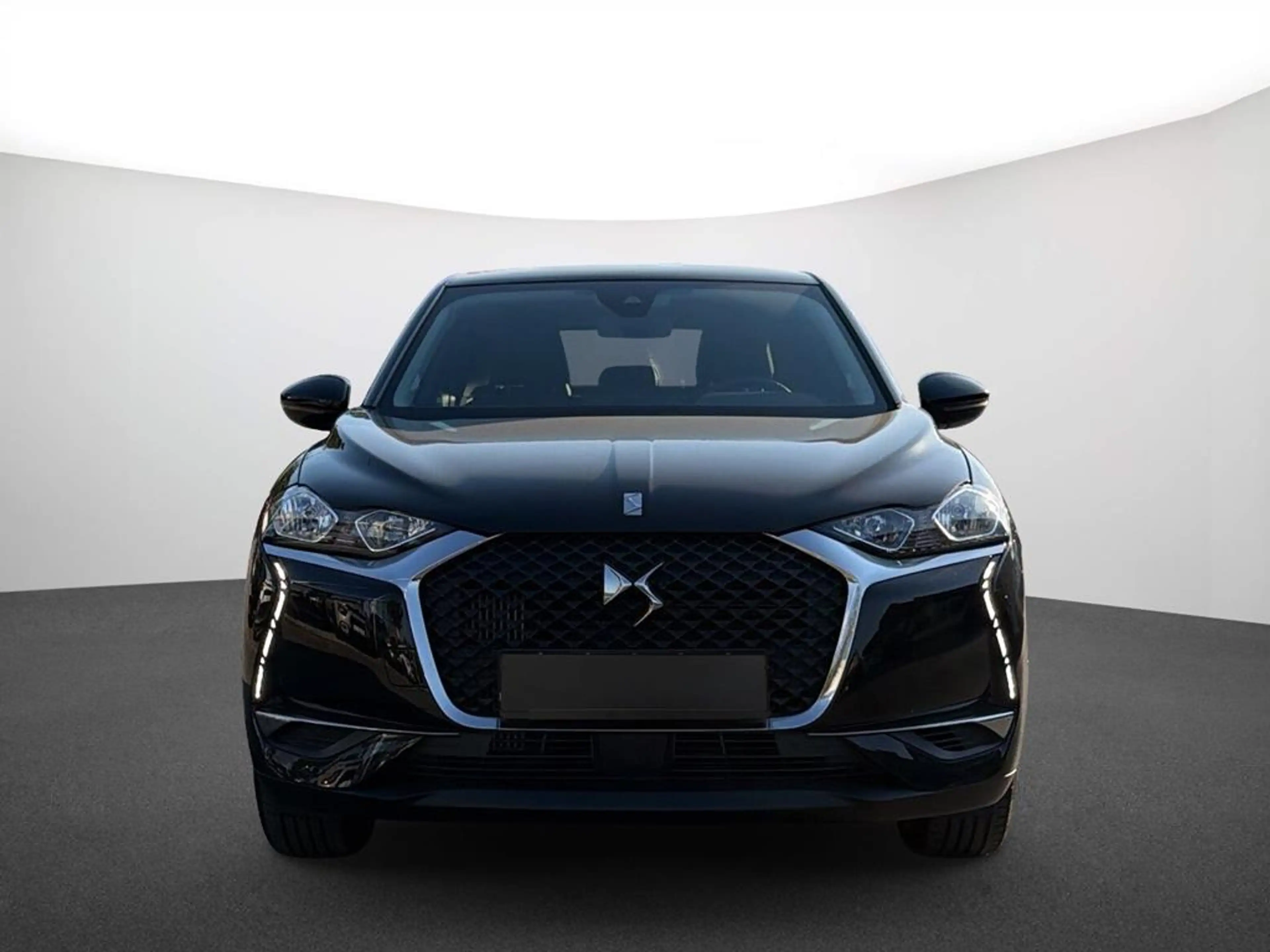 DS Automobiles DS 3 Crossback Faubourg — photo 3