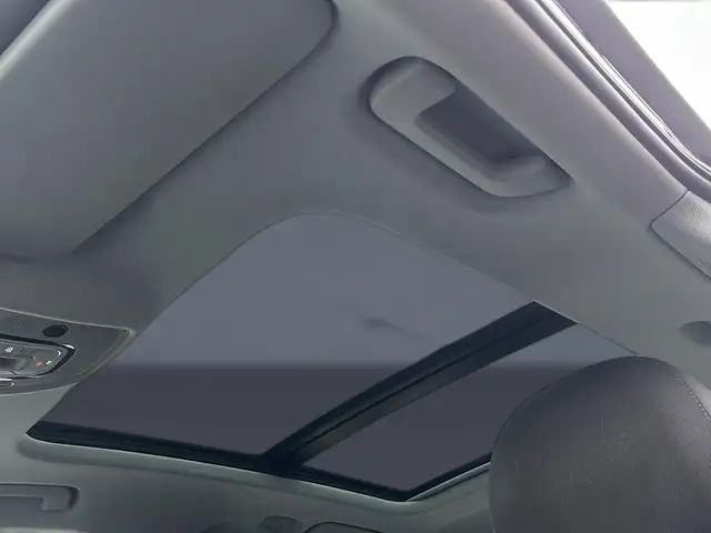 Audi A4 view 12