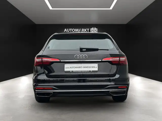 Audi A4 view 10