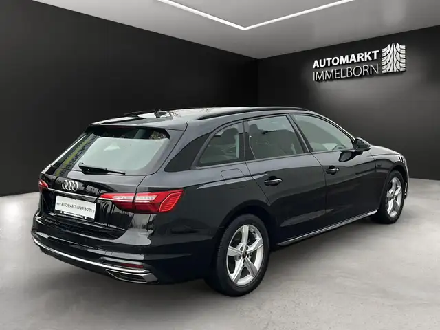Audi A4 view 8