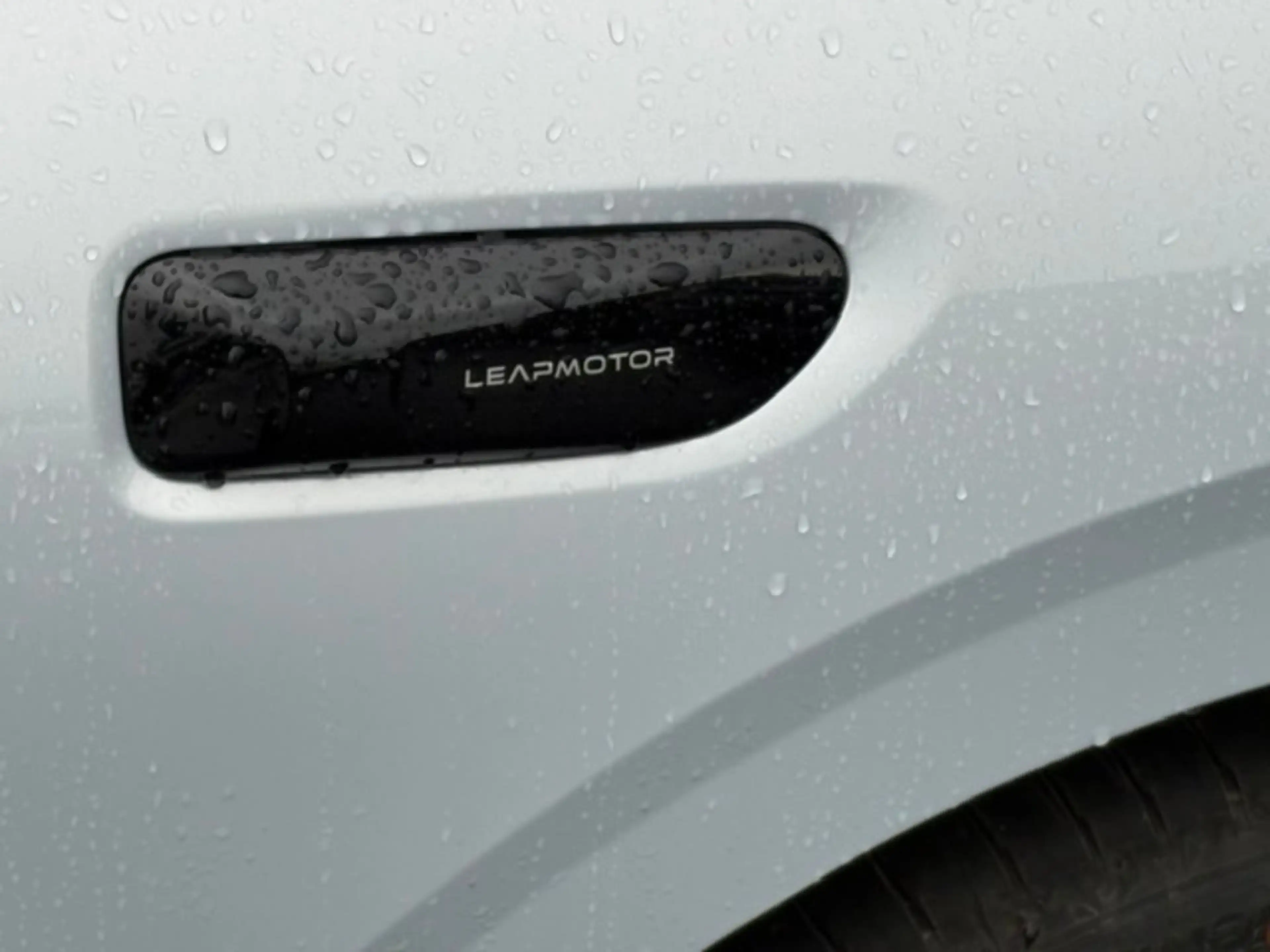 Leapmotor B05 Design Promax — photo 8