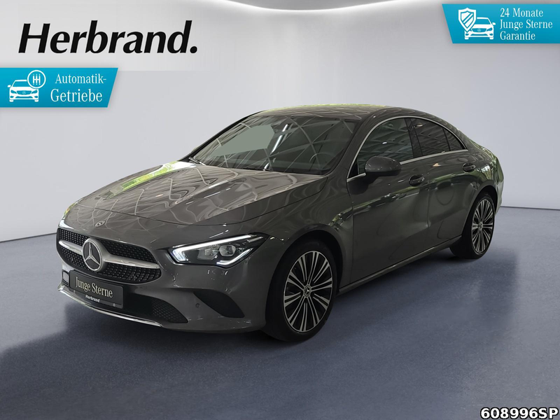 Mercedes-Benz CLA 180 Progressive CarPlay MBUX LED