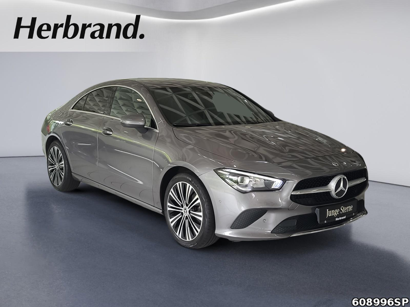 Mercedes-Benz CLA 180 Progressive CarPlay MBUX LED — photo 2