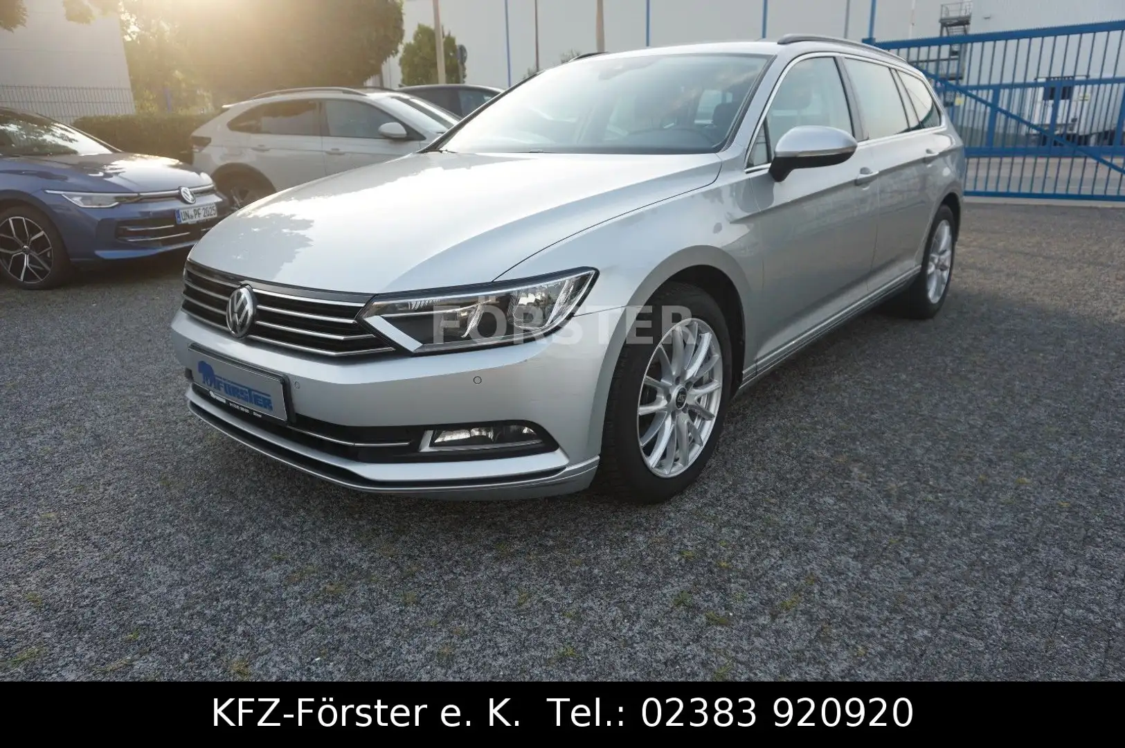 Volkswagen Passat Variant Comfortline  DSG Mwst.1.Hd Silber - 2