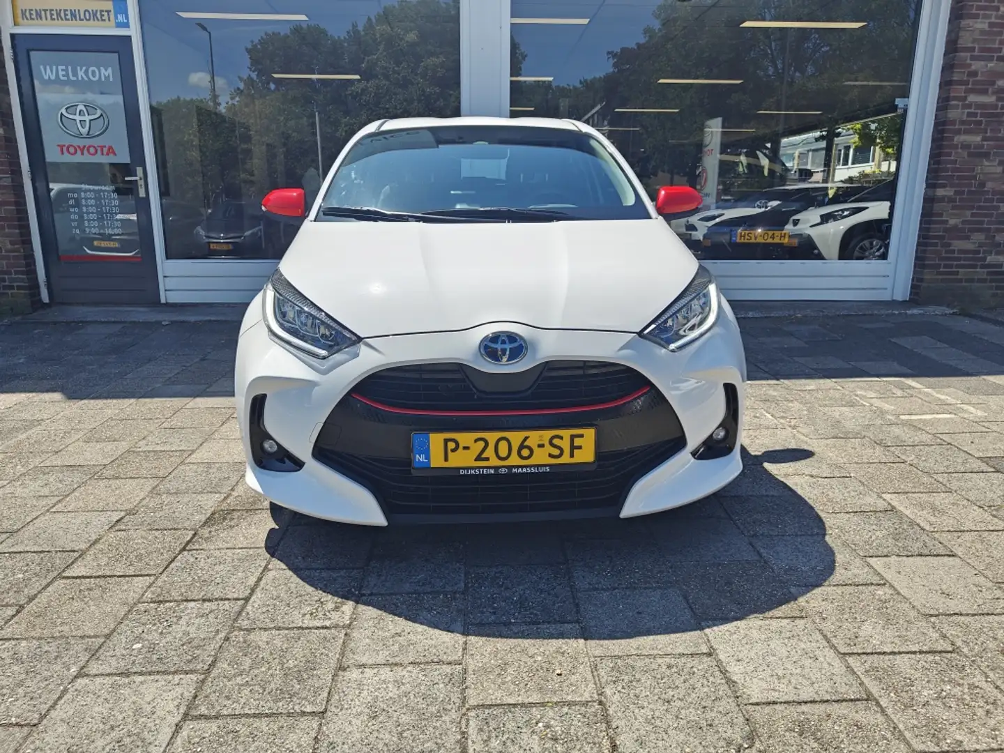 Toyota Yaris 1.5 Hyb. Dynamic Wit - 2