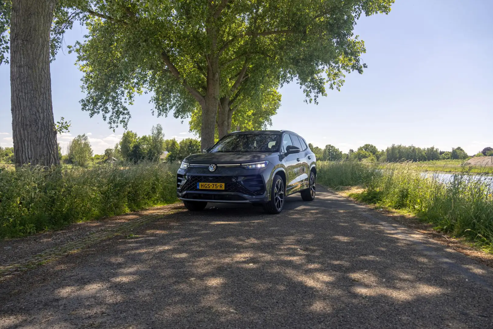 Volkswagen Tayron 1.5 204pk DSG eHybrid R-Line Edition | Panoramadak Gris - 2