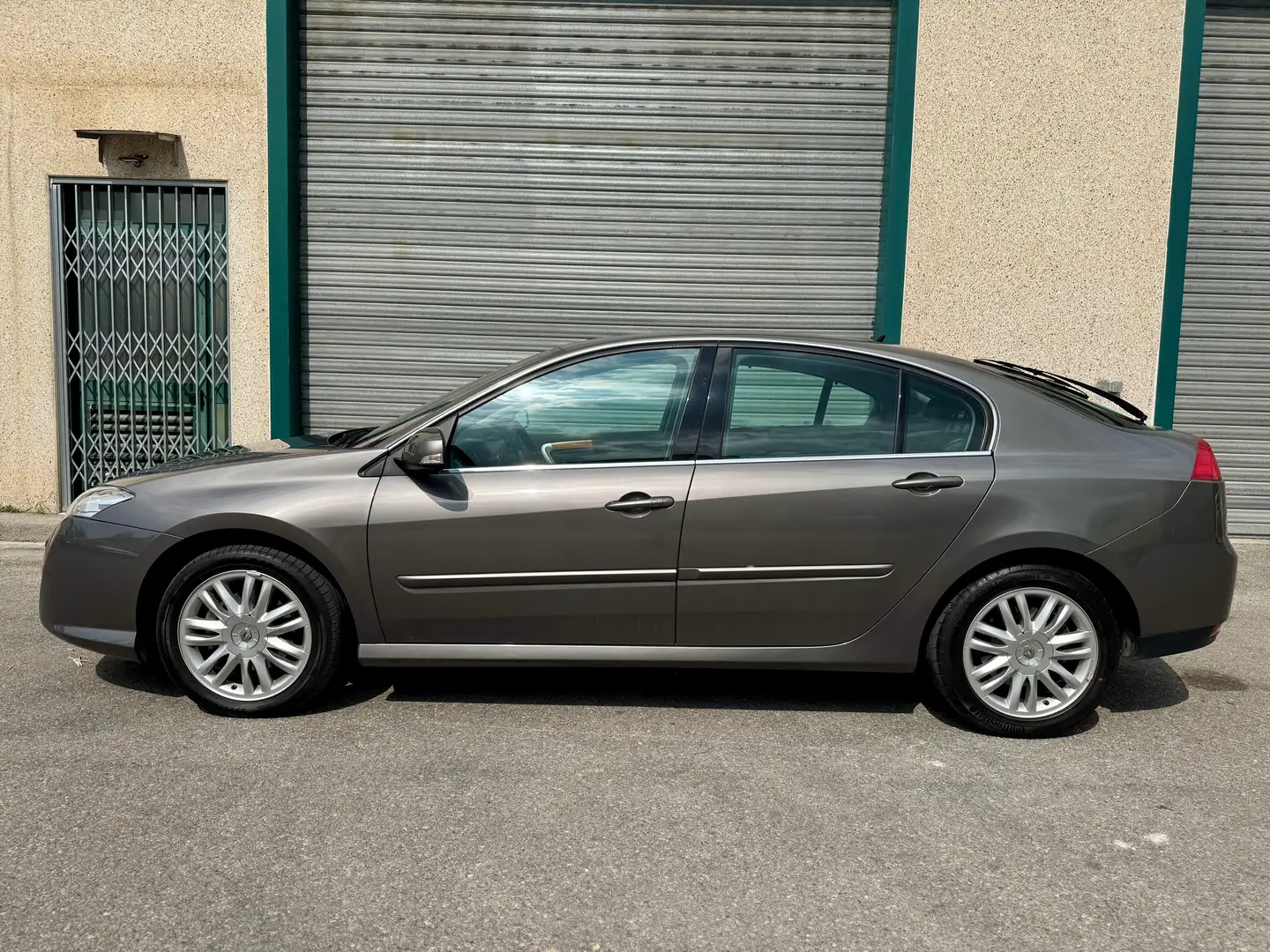 Renault Laguna Laguna III 2.0T 170 Initiale A Gris - 2