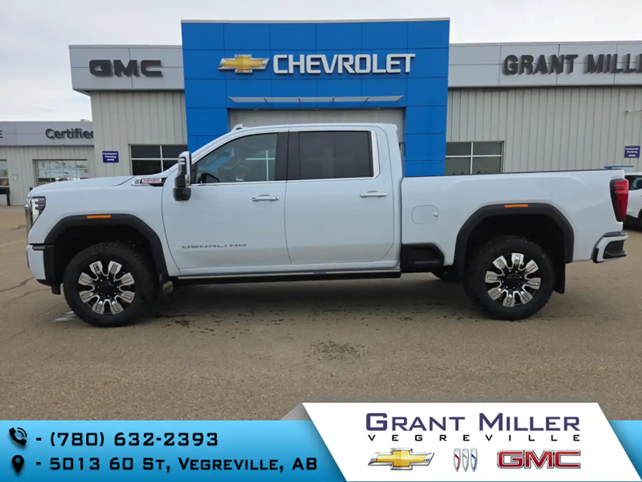 GMC Sierra 3500HD снимка GMC Sierra 3500HD