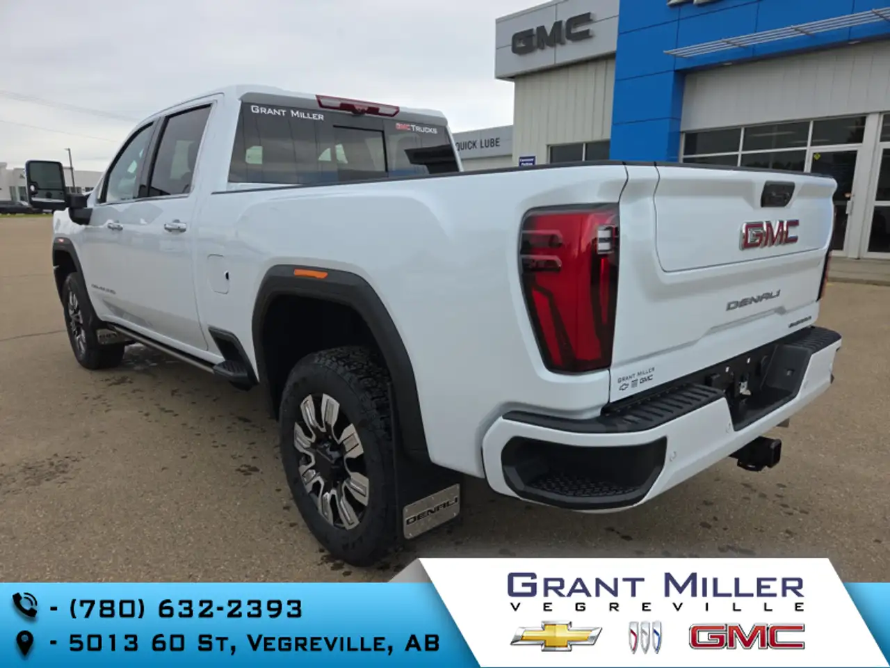 GMC Sierra 3500HD снимка GMC Sierra 3500HD