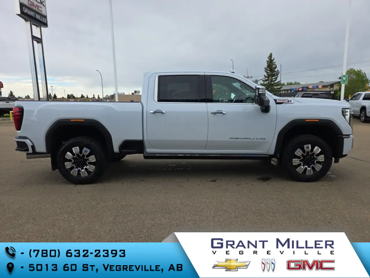 GMC Sierra 3500HD снимка GMC Sierra 3500HD