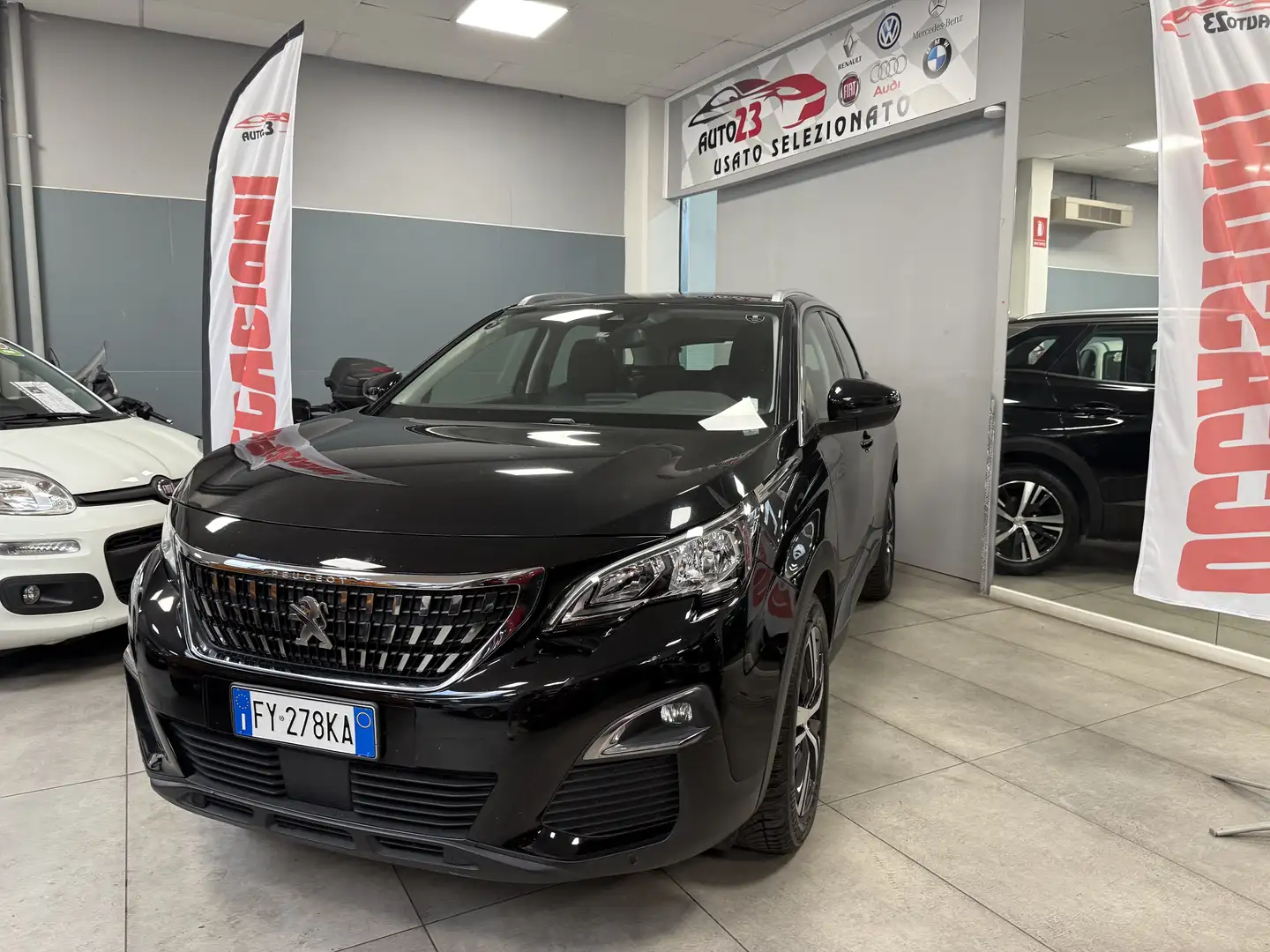 Peugeot 3008 1.5 bluehdi Allure s&s 130cv eat8 Negro - 2