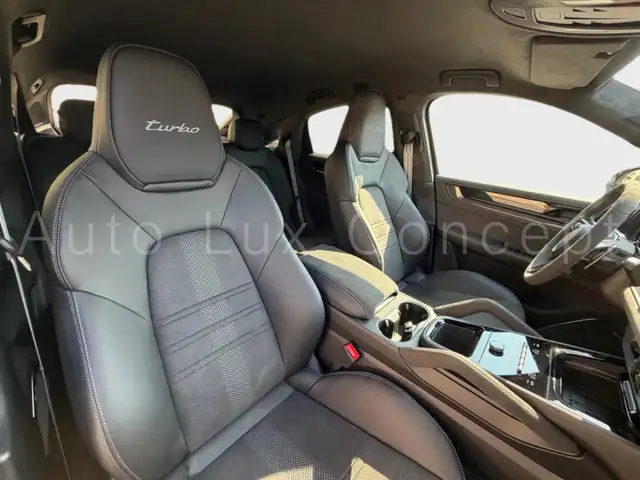 Porsche Cayenne view 7