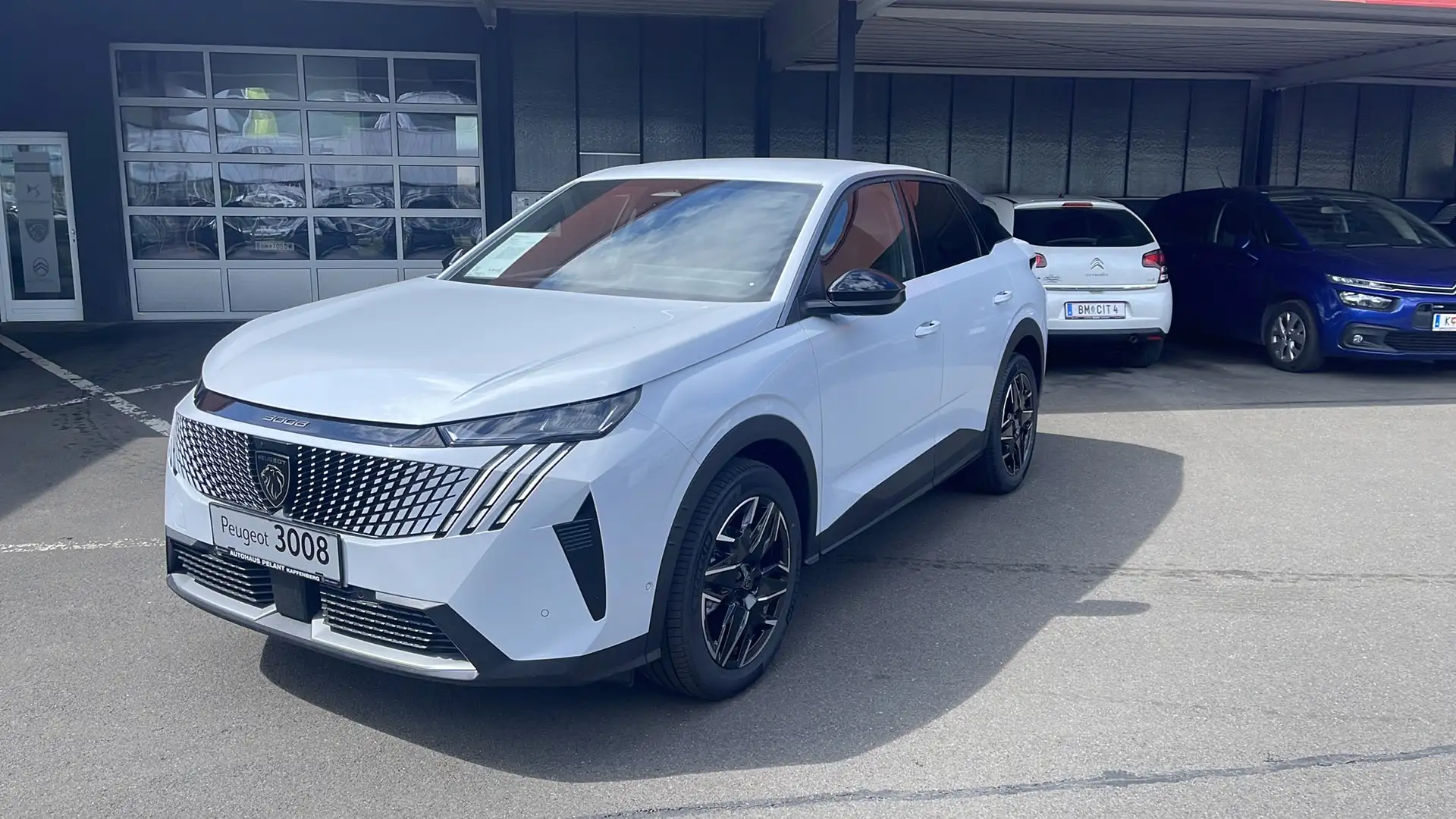 Peugeot 3008 Hybrid 136 Allure - 2