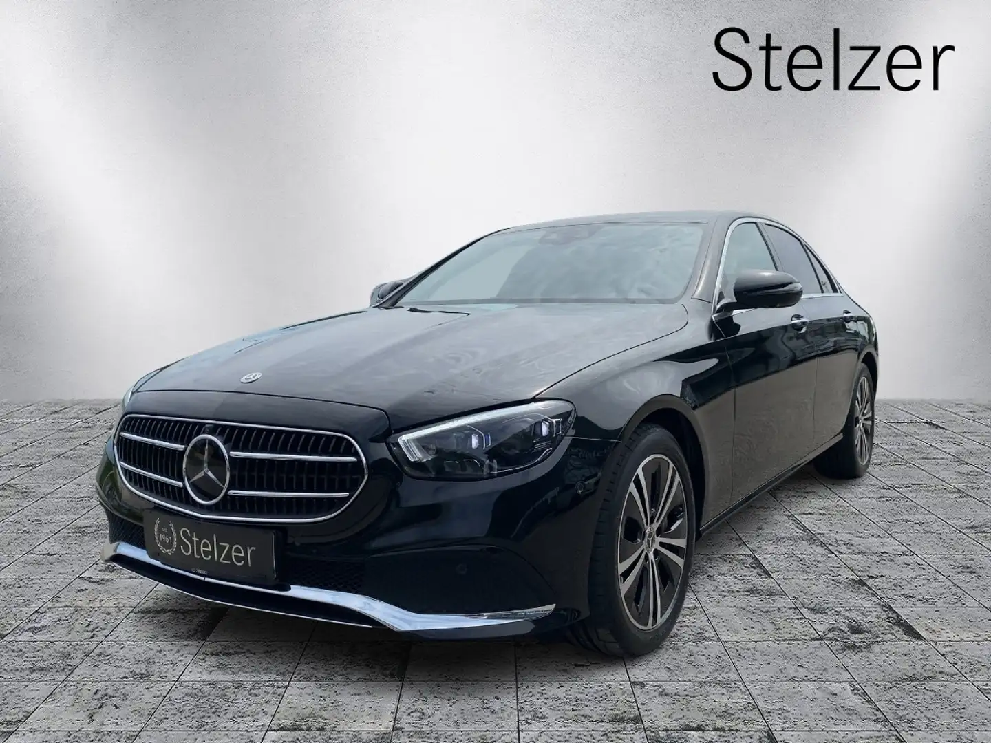 Mercedes-Benz E 400 d 4MATIC Limousine KeyGo 360° Kamera DIS Schwarz - 2