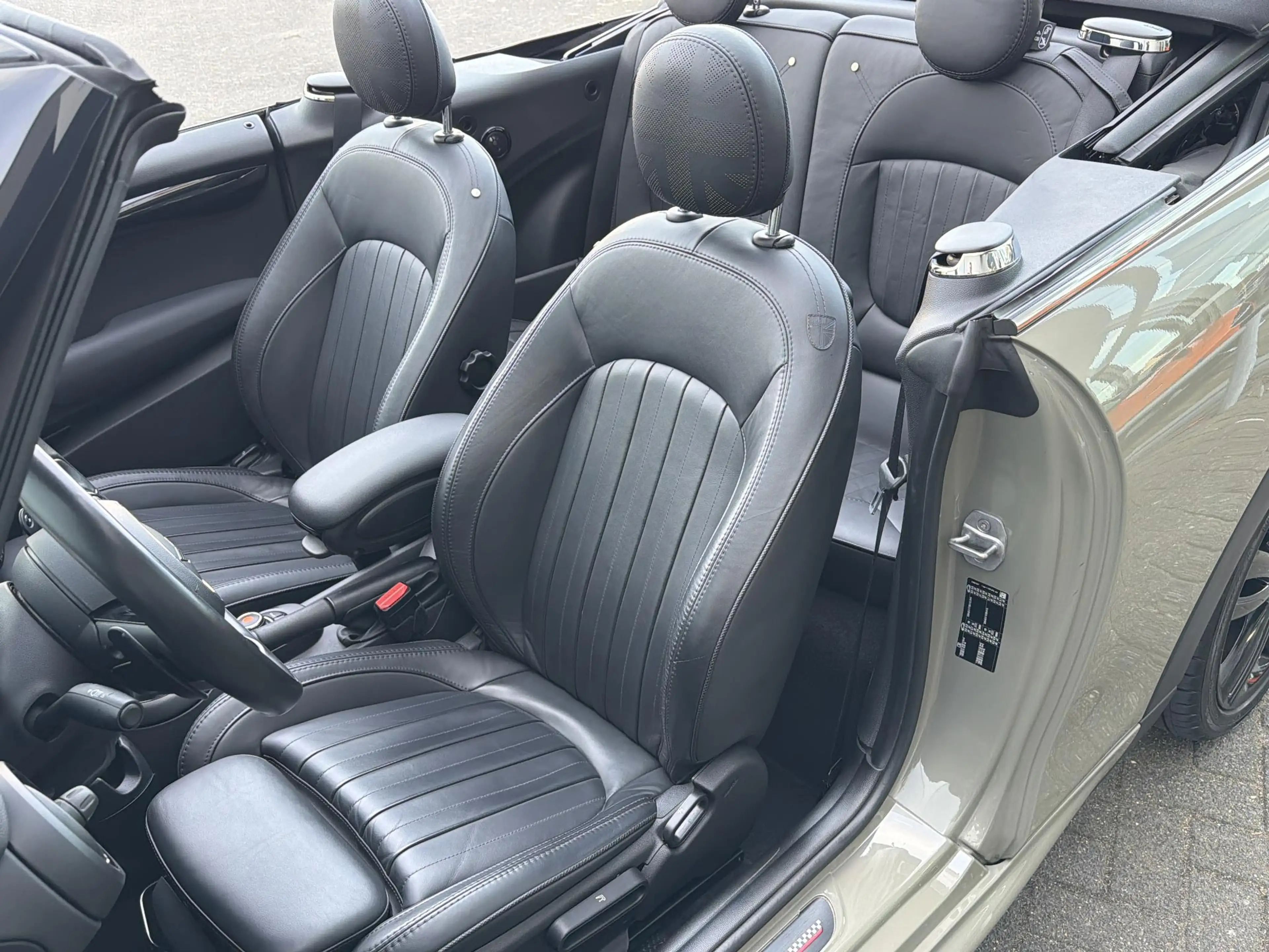 MINI Cooper S Cabrio 2.0 JCW aero-pakket — photo 5