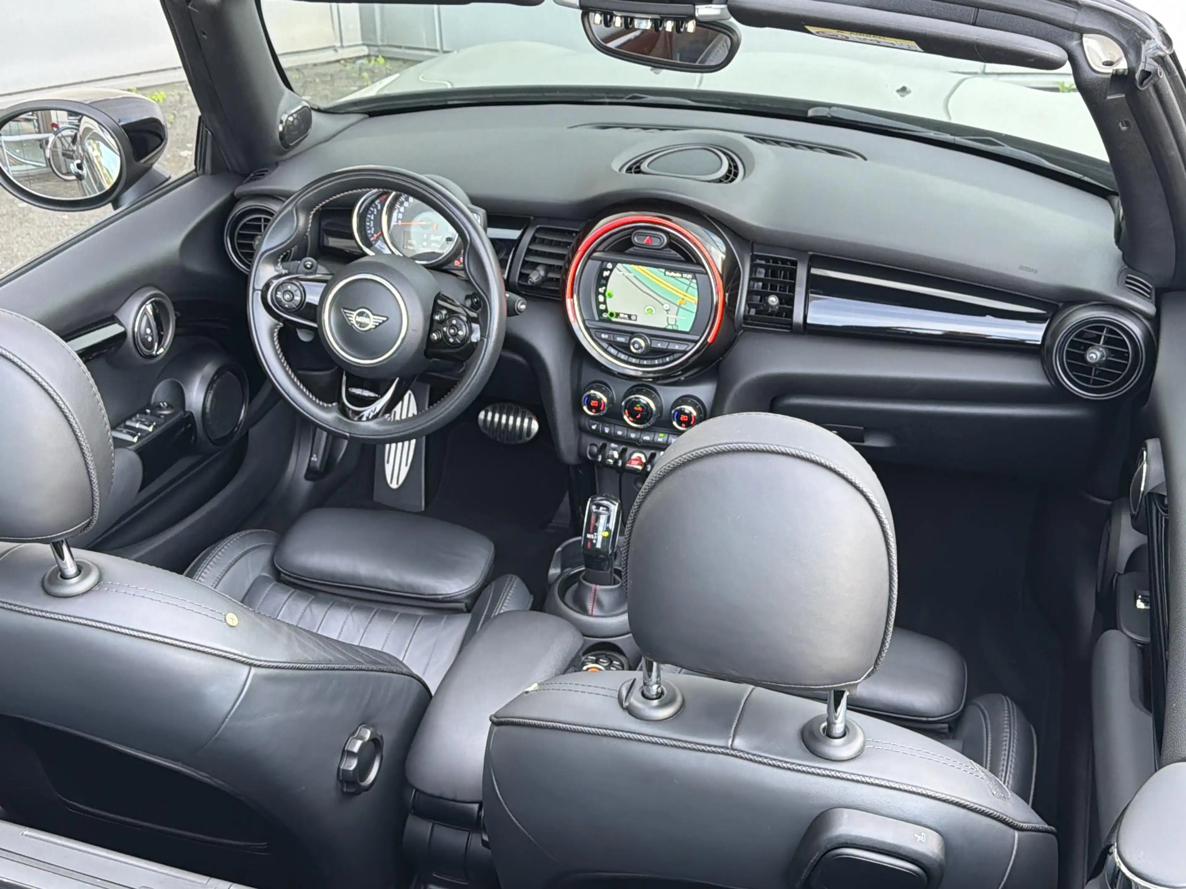 MINI Cooper S Cabrio 2.0 JCW aero-pakket — photo 4
