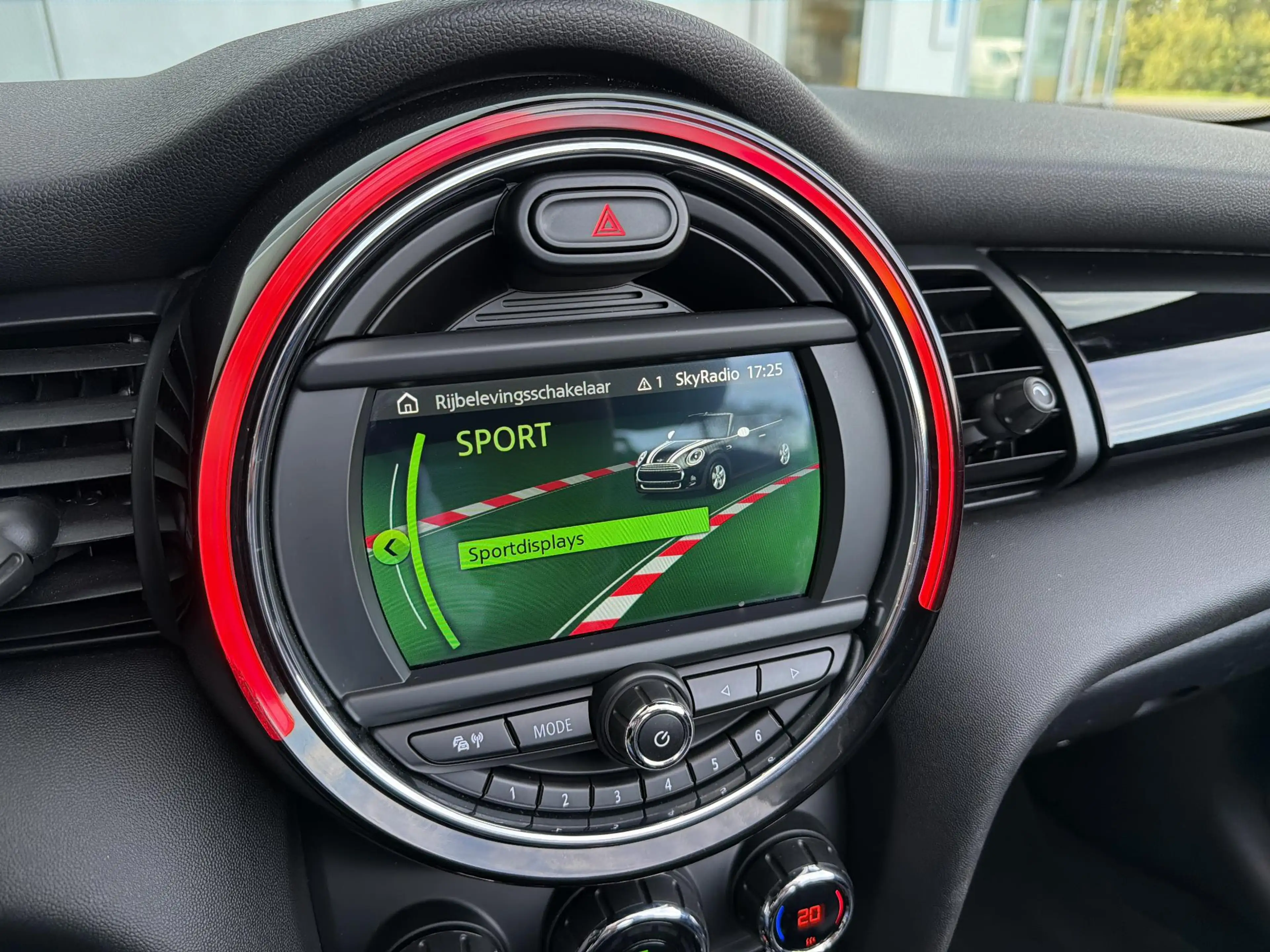 MINI Cooper S Cabrio 2.0 JCW aero-pakket — photo 24