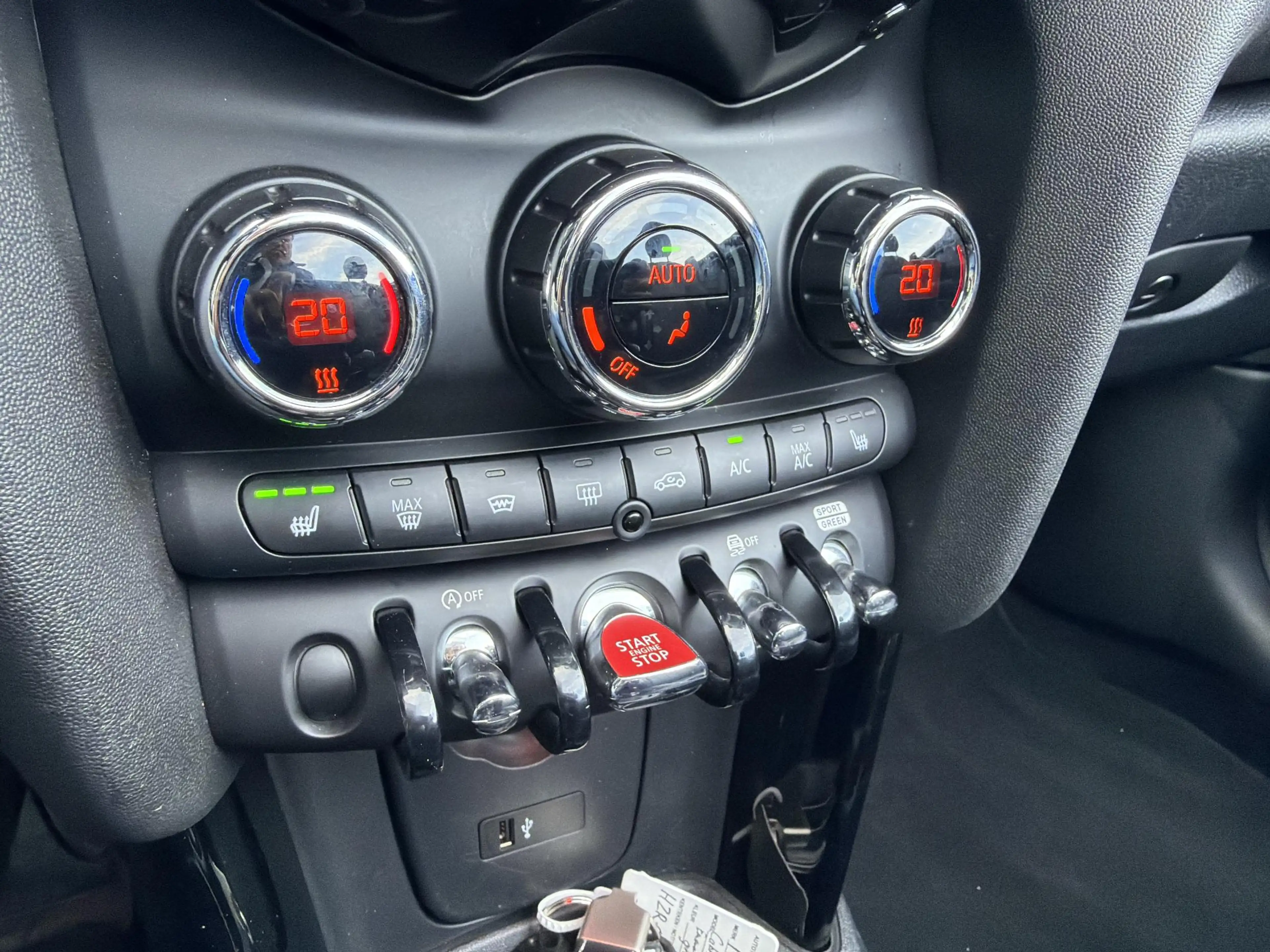 MINI Cooper S Cabrio 2.0 JCW aero-pakket — photo 18