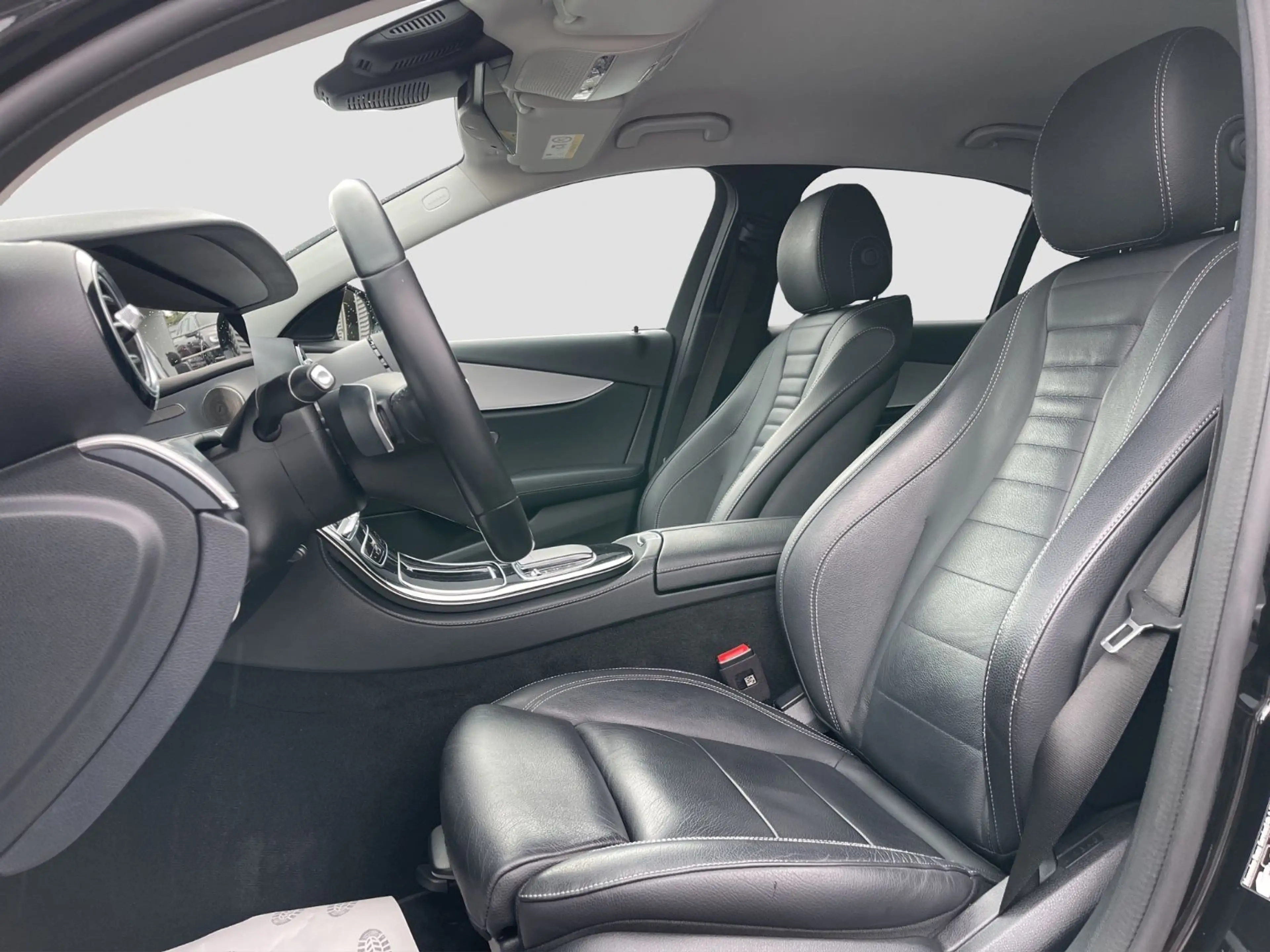 Mercedes-Benz E 400 d 4M Avantgarde/360°/HDUp/Burmester/NIGHT — photo 9