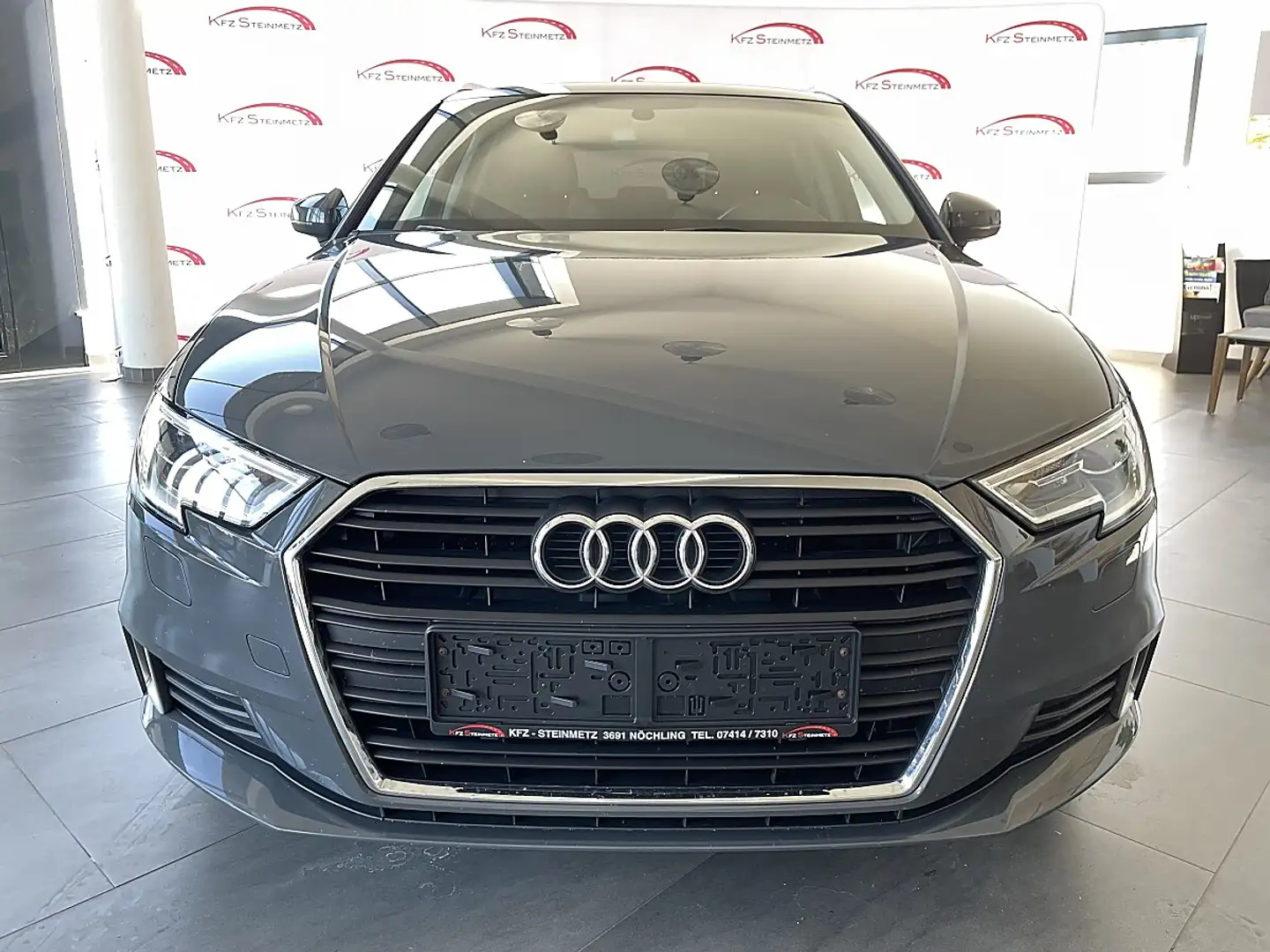 Audi A3 SB 30 TDI sport Grau - 2