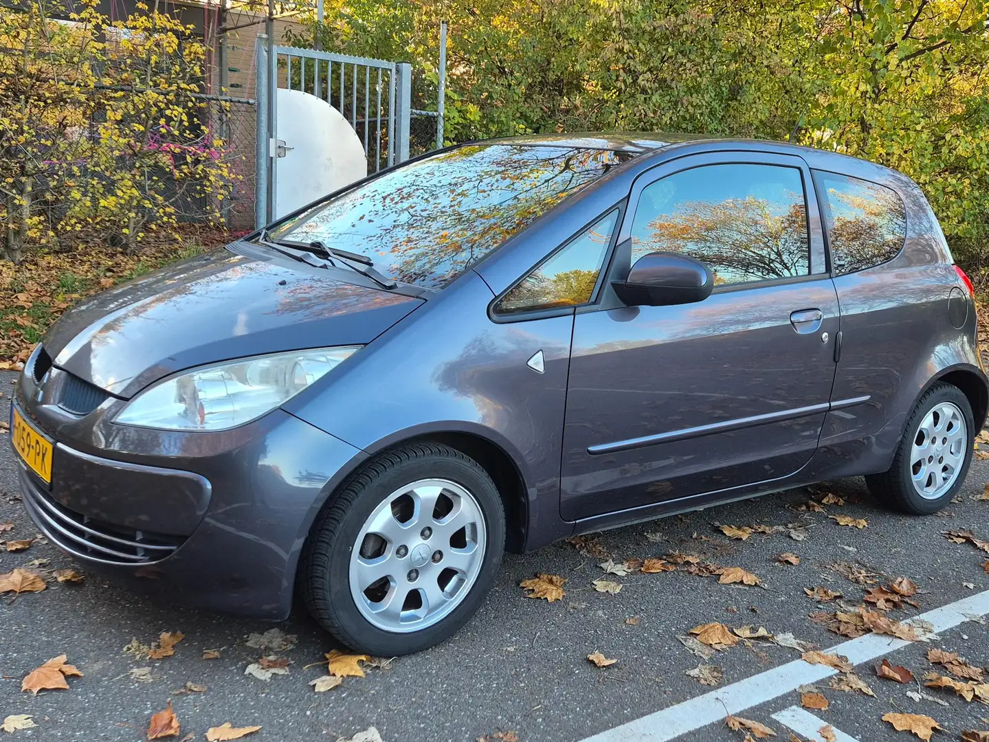 Mitsubishi Colt Colt 1.3 Inform Grijs - 1