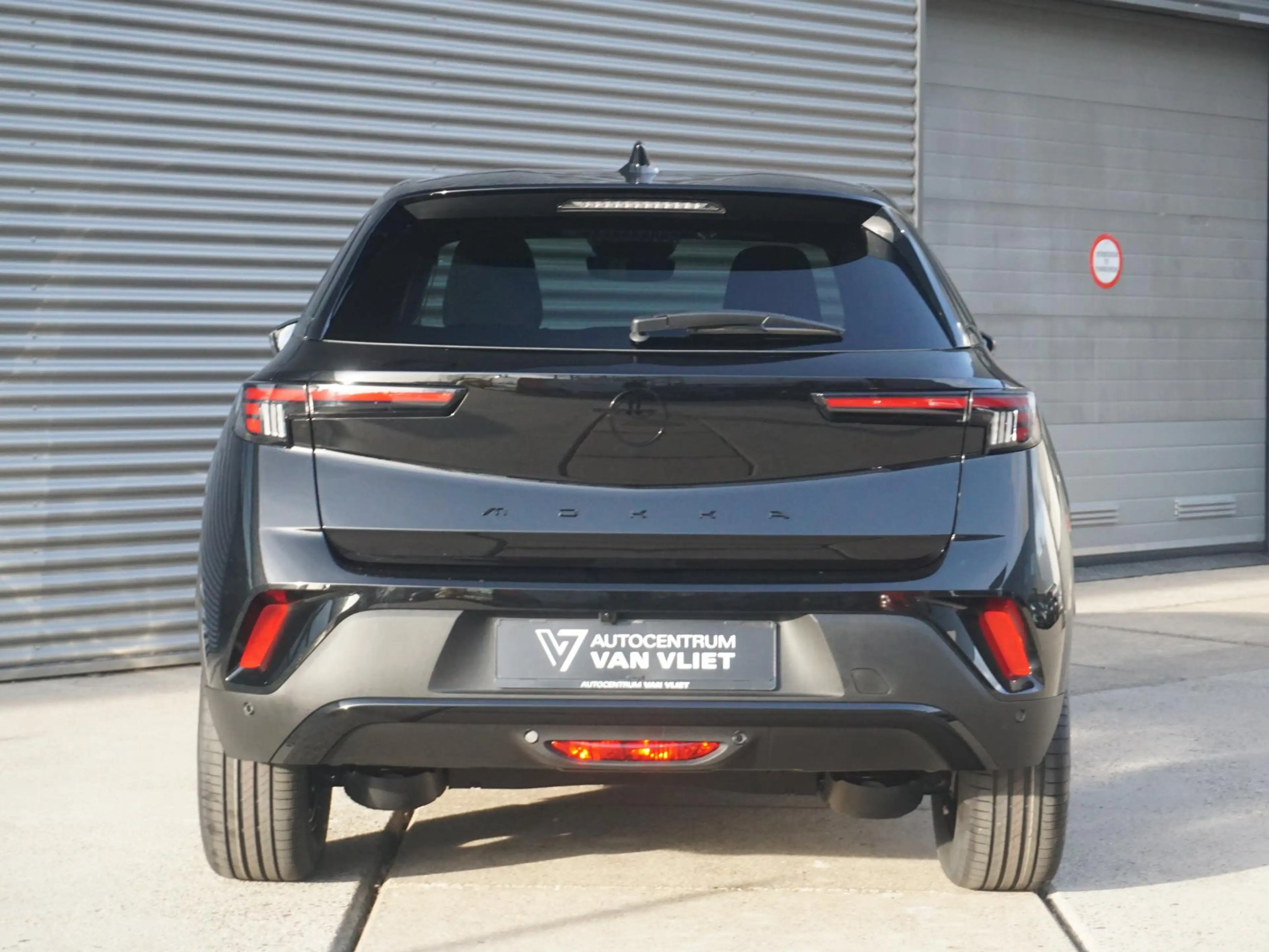 Opel Mokka-E Electric Business Edition 54 kWh Warmtepomp — photo 4