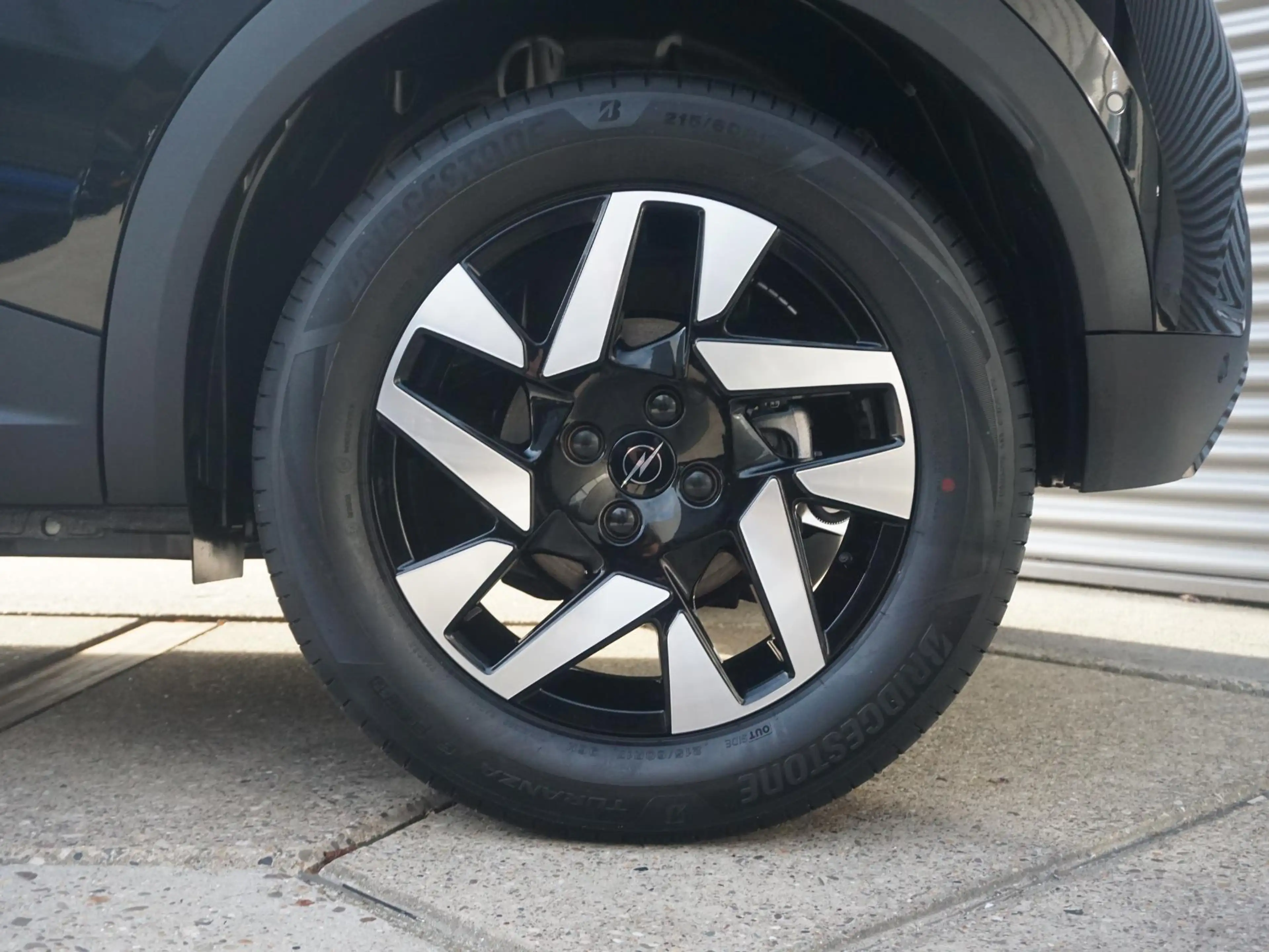 Opel Mokka-E Electric Business Edition 54 kWh Warmtepomp — photo 6