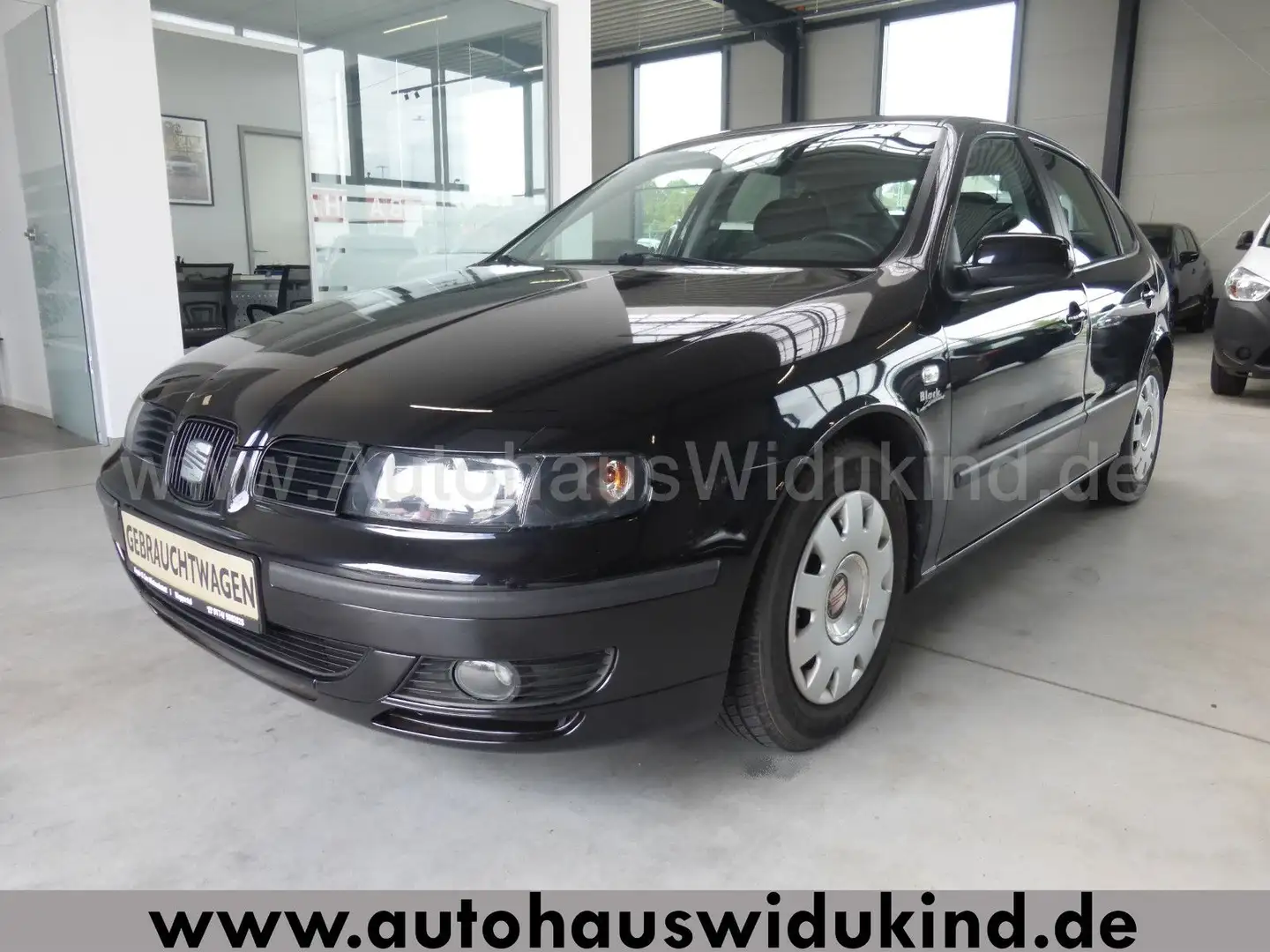 SEAT Leon 1,6 Stella Klima nur 85 000 km 2.HAND Schwarz - 1