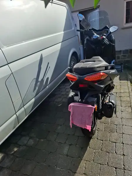 Yamaha X-Max 300 - foto 3
