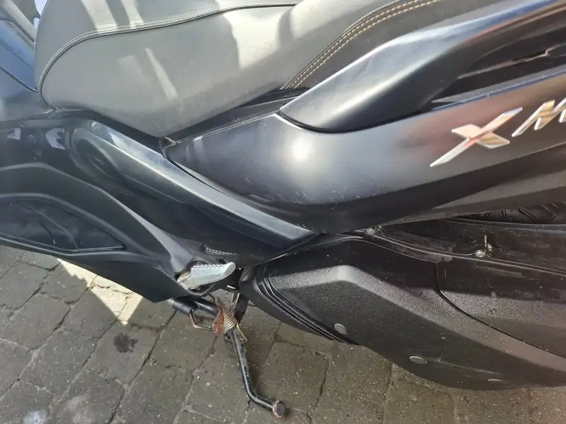 Yamaha X-Max 300 - foto 6