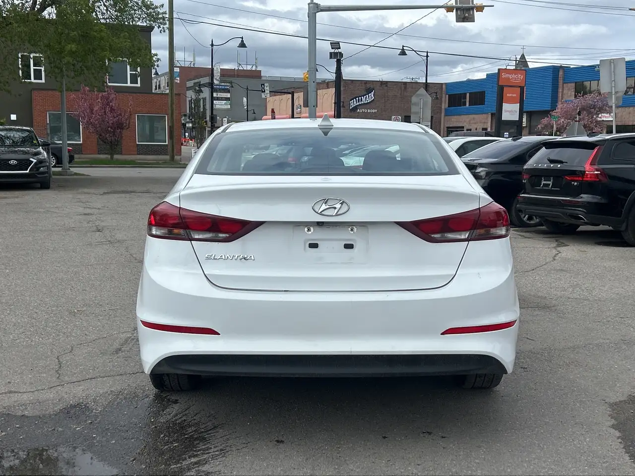 Hyundai ELANTRA снимка Hyundai ELANTRA