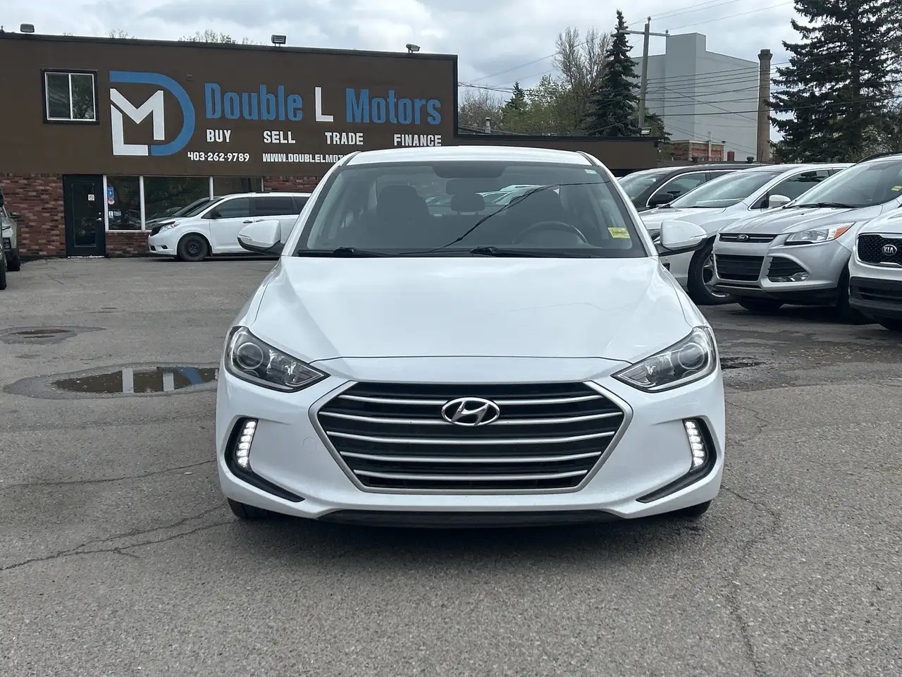 Hyundai ELANTRA снимка Hyundai ELANTRA