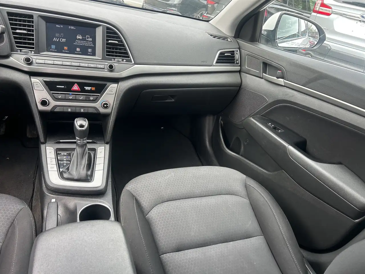 Hyundai ELANTRA снимка Hyundai ELANTRA