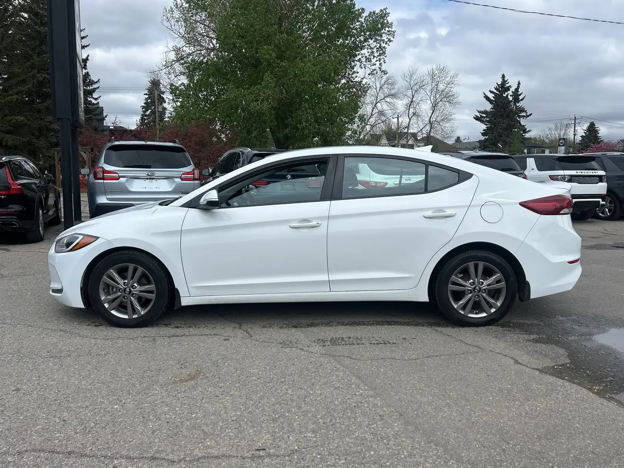 Hyundai ELANTRA снимка Hyundai ELANTRA