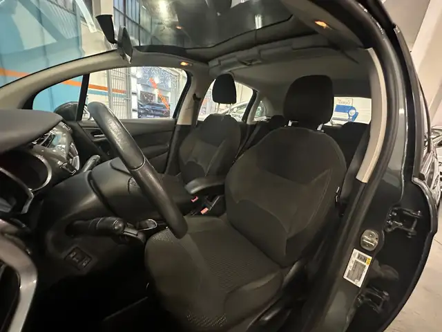 Citroen C3 view 8