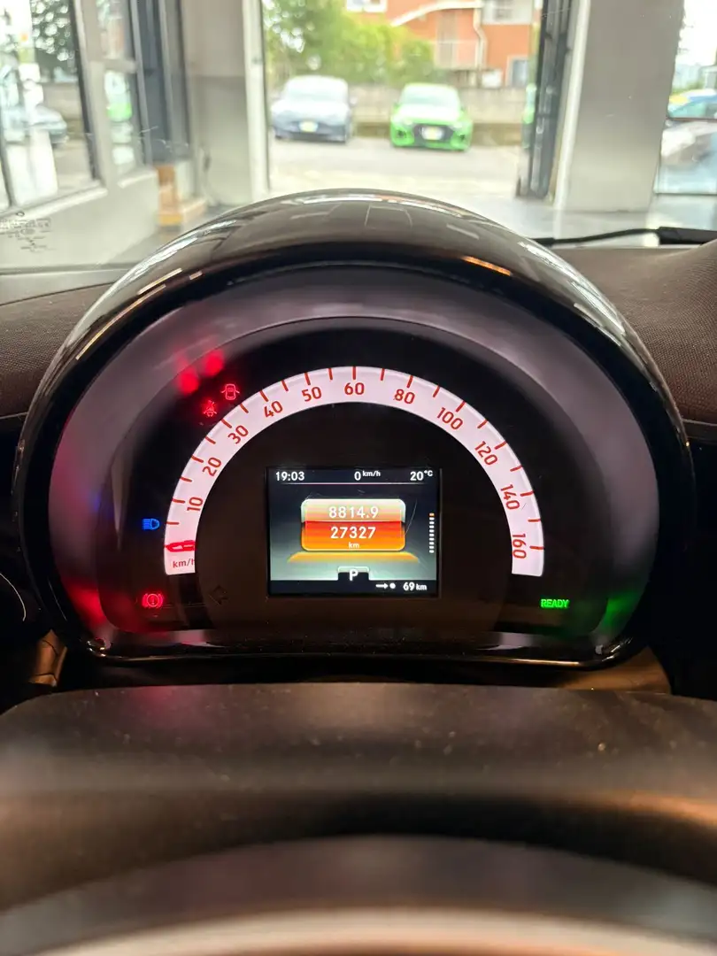smart forTwo Fortwo III 2020 Cabrio Cabrio eq Edition One 4,6kW Schwarz - 2