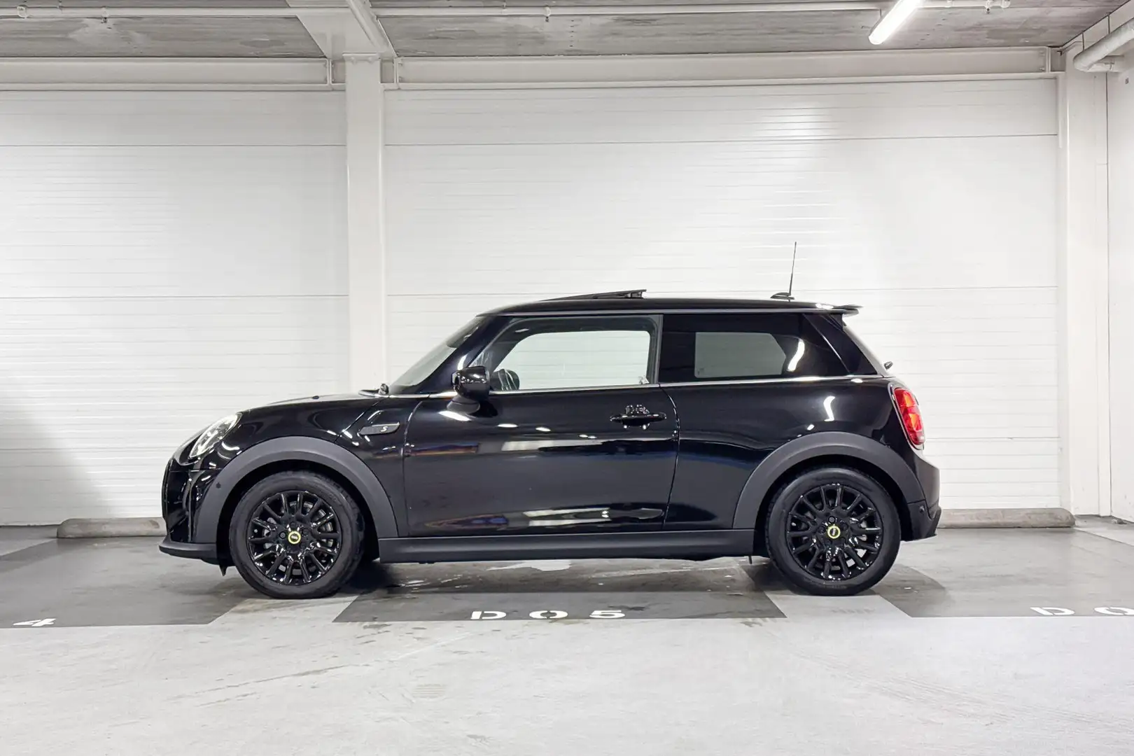 MINI 3-deurs Electric Business Edition | Stuurwielverwa Zwart - 2