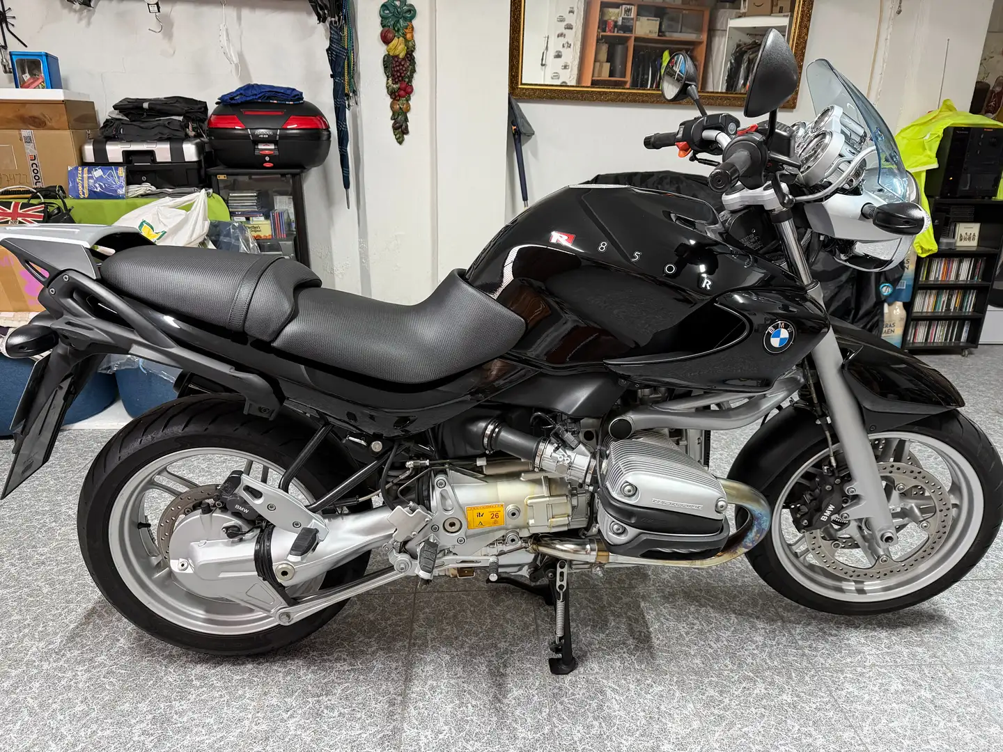 BMW R 850 R Negro - 1
