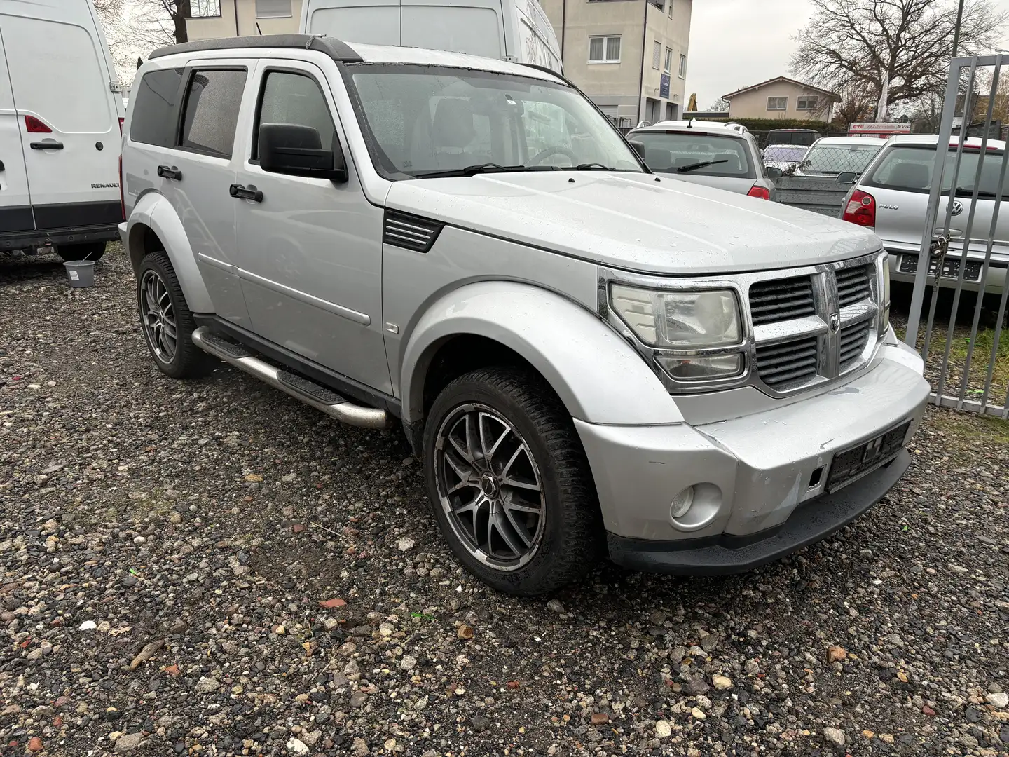 Dodge Nitro Nitro 2.8 CRD DPF Automatik R/T Gris - 2