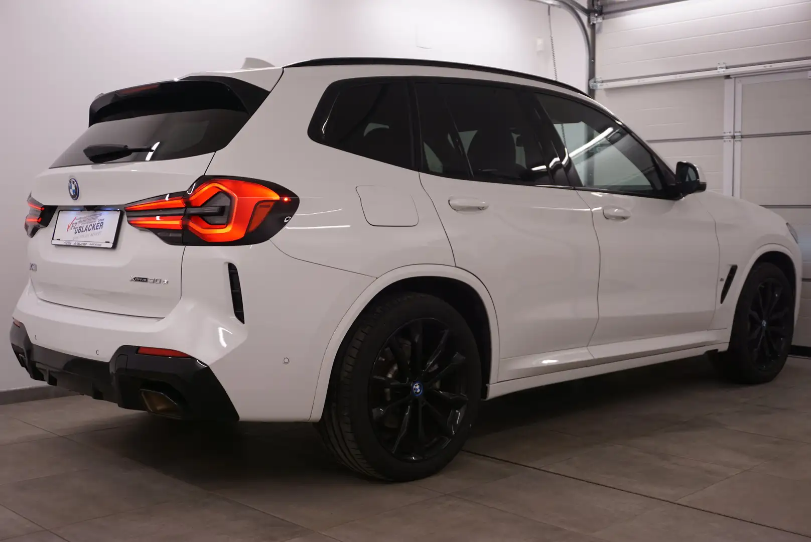 BMW X3 xDrive 30 e M Sport // Anhängervorrichtung // Weiß - 2